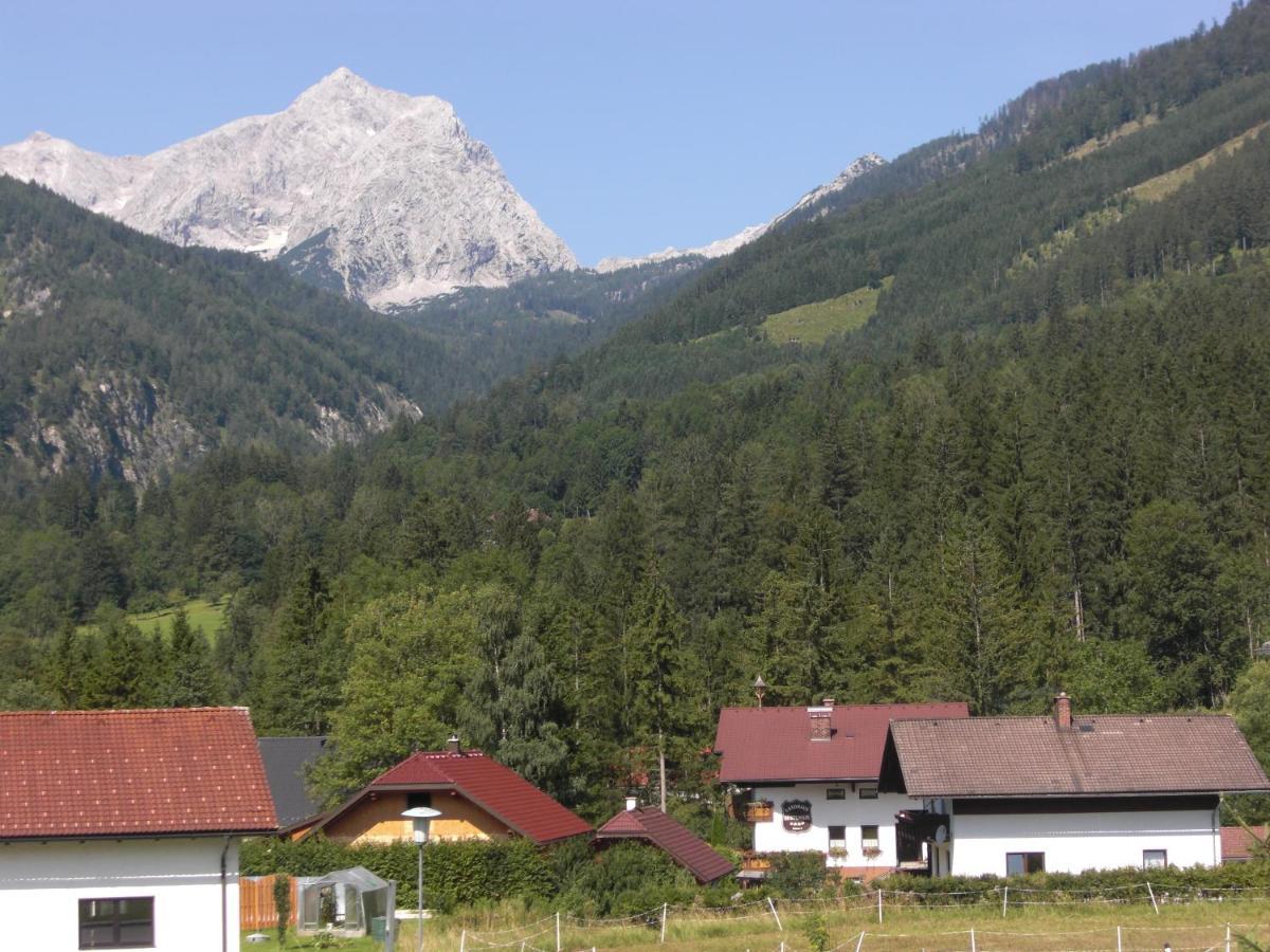 Hotel Garni Landhaus Buertlmair Hinterstoder Exterior photo